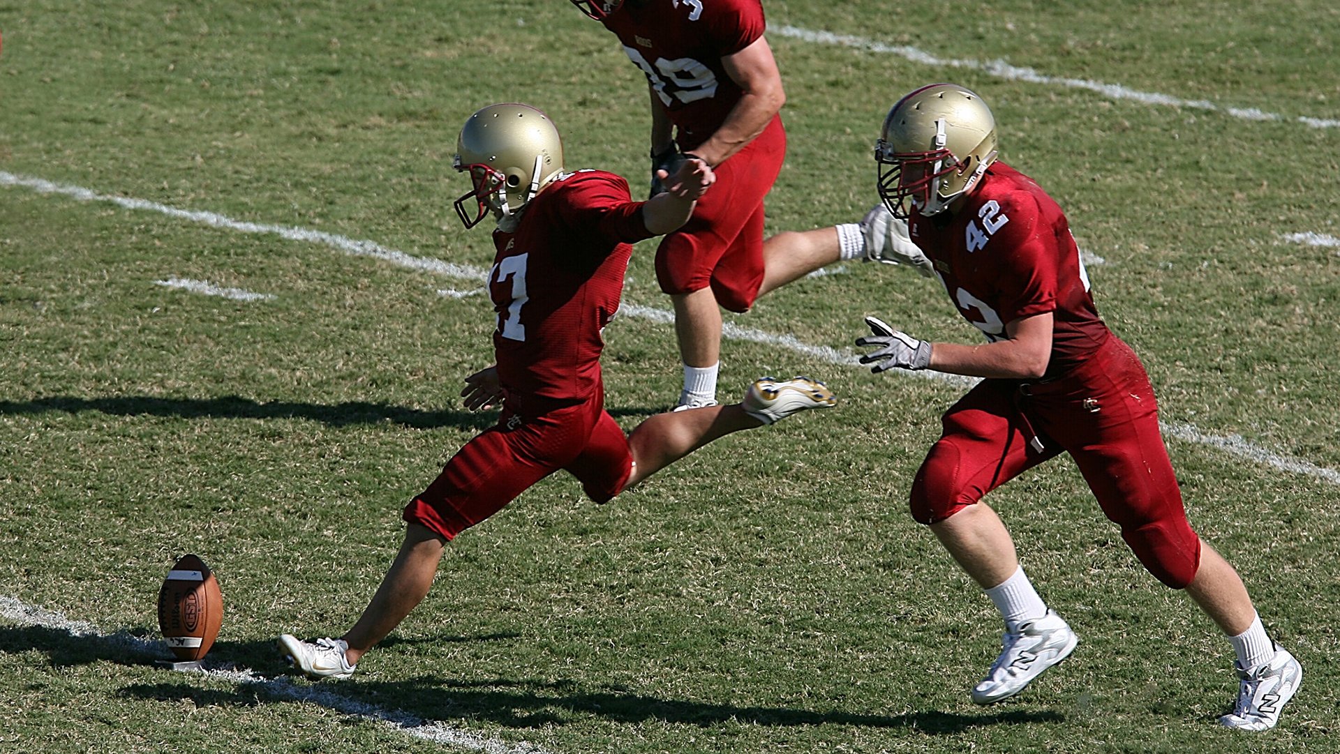 爱游戏app下载-波尔多客场憾负昂热，赛季表现蒙阴影，波尔多球队怎么样