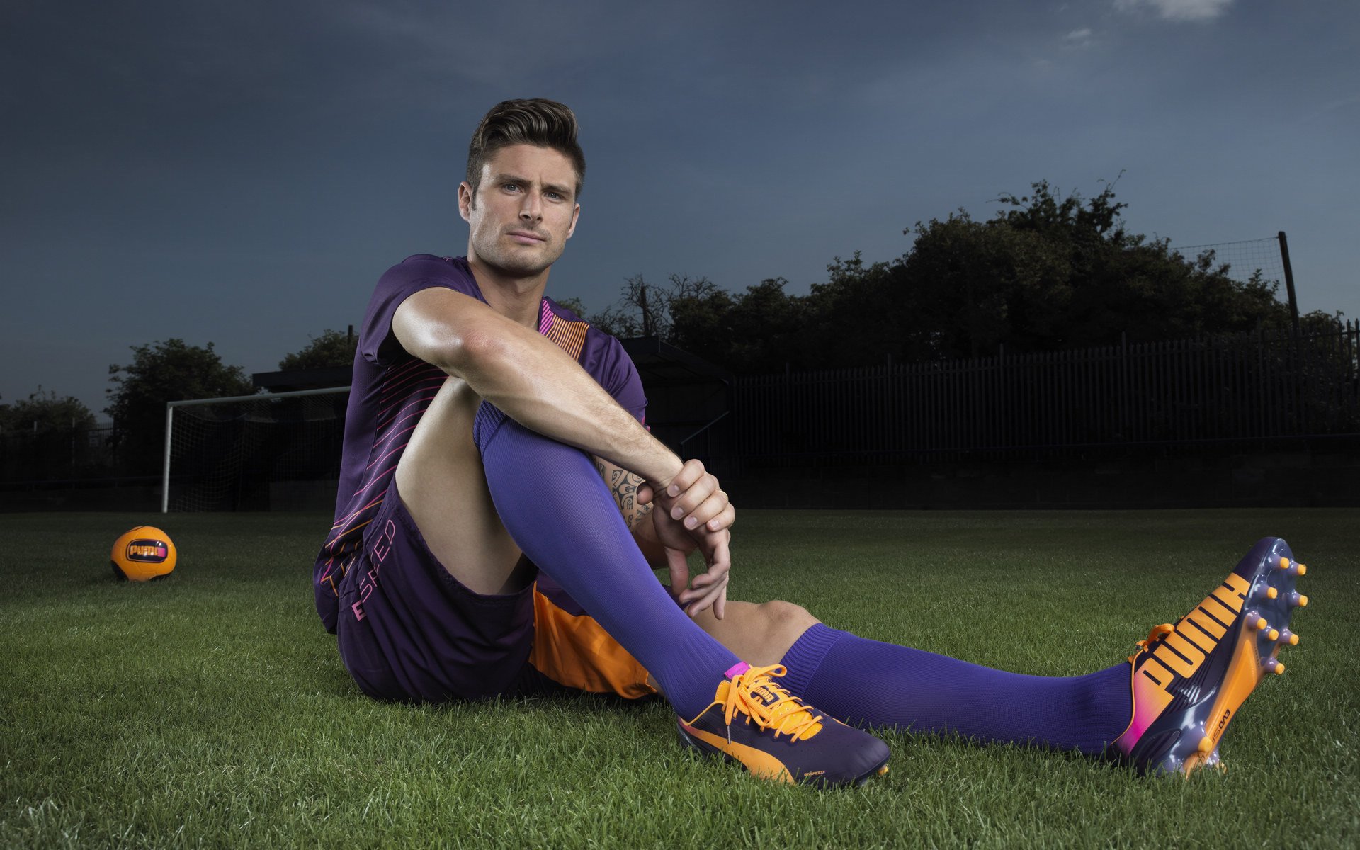 世界田径大赛百米决赛精彩纷呈,世界田径比赛100米